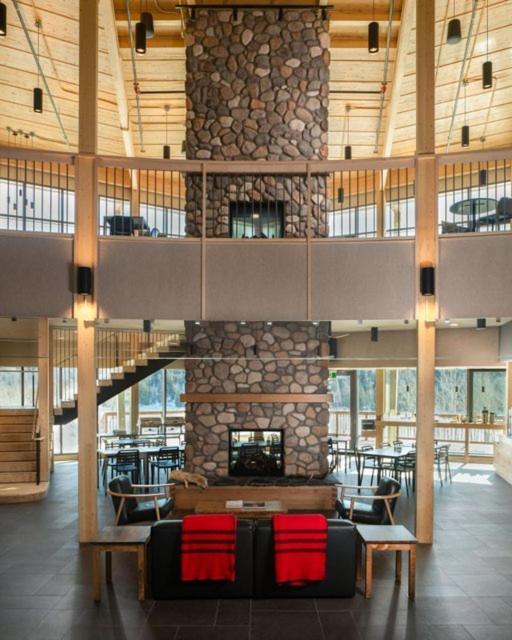 Metis Crossing Hotell Smoky Lake Eksteriør bilde