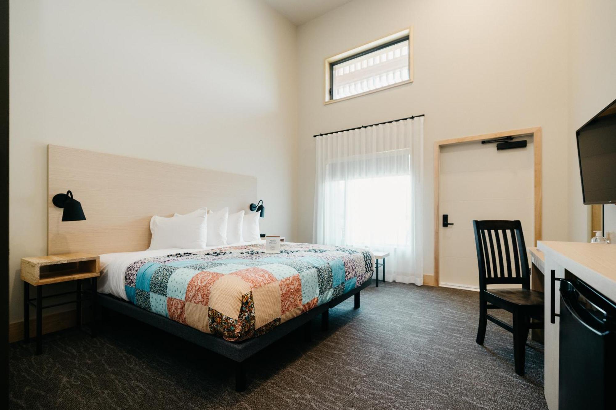 Metis Crossing Hotell Smoky Lake Eksteriør bilde